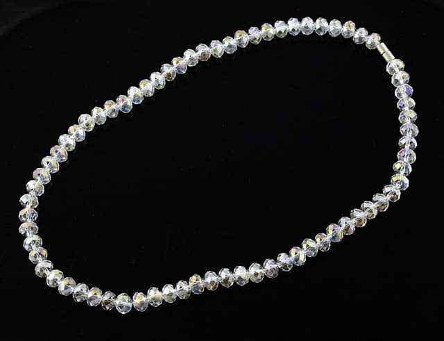 Przeźroczysty - opalizowany