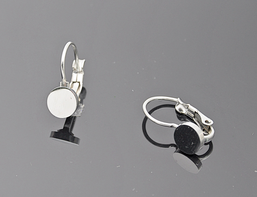 Kolczyki pastylki na angielskim zapięciu