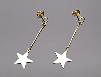 Kolczyki gwiazdy na patyku