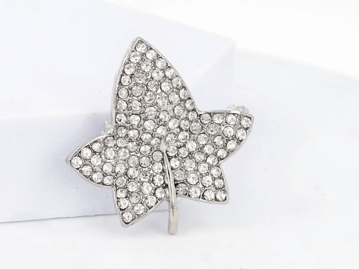 Broszka liść klonu 