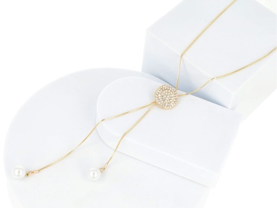 Naszyjnik długi perły cyrkonie