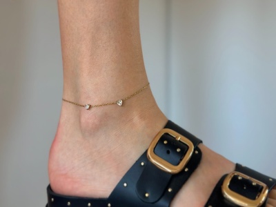 Bransoleta na nogę serca kryształki