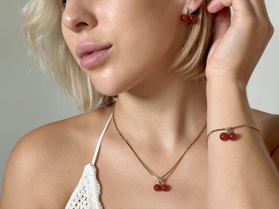 Bransoleta kostka wisienki 