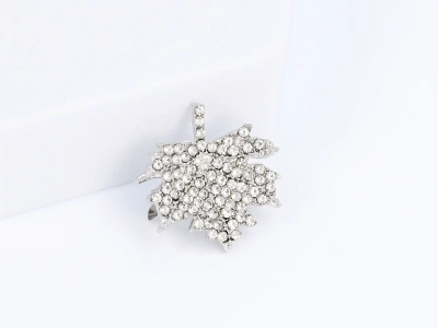 Broszka srebrna liść klonu