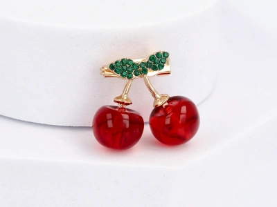 Broszka wisienki akrylowe