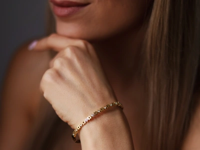 Bransoleta obręcz z cyrkoniami