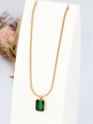 Naszyjnik żmijka ze szmaragdowym kamieniem