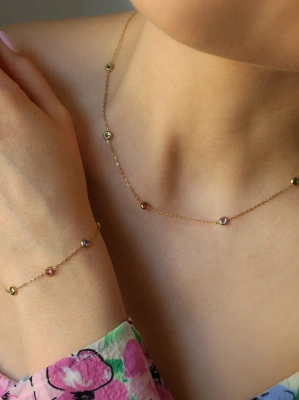 Bransoleta letnia z kolorowymi cyrkoniami