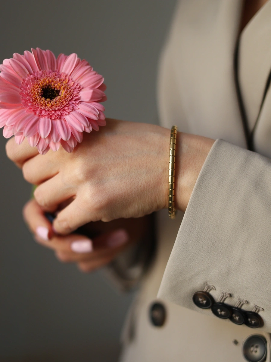 Bransoleta sztywna cylindryczna