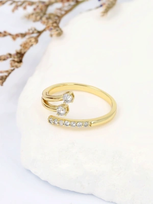 Pierścionek złoty dialog blasku