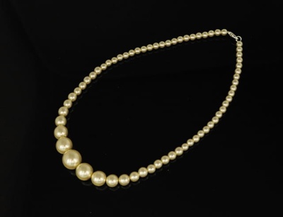 Naszyjnik stopniowany dł. 50 cm śr. 6 mm 